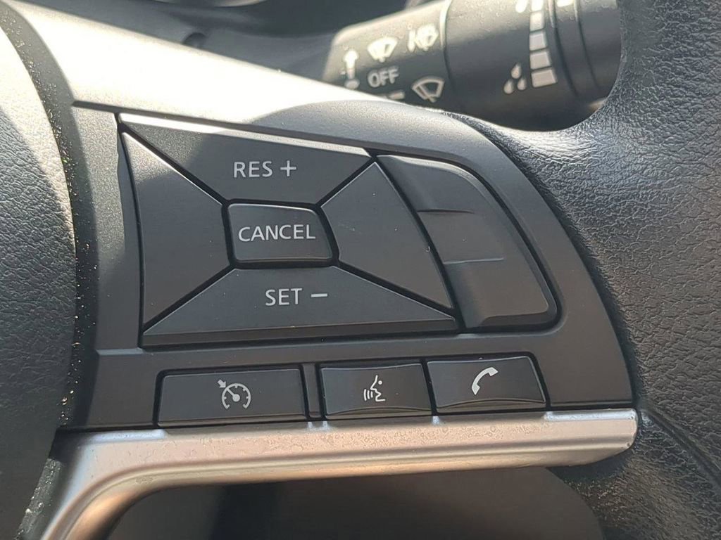 Used 2024 Nissan Altima 2.5 SV image 24