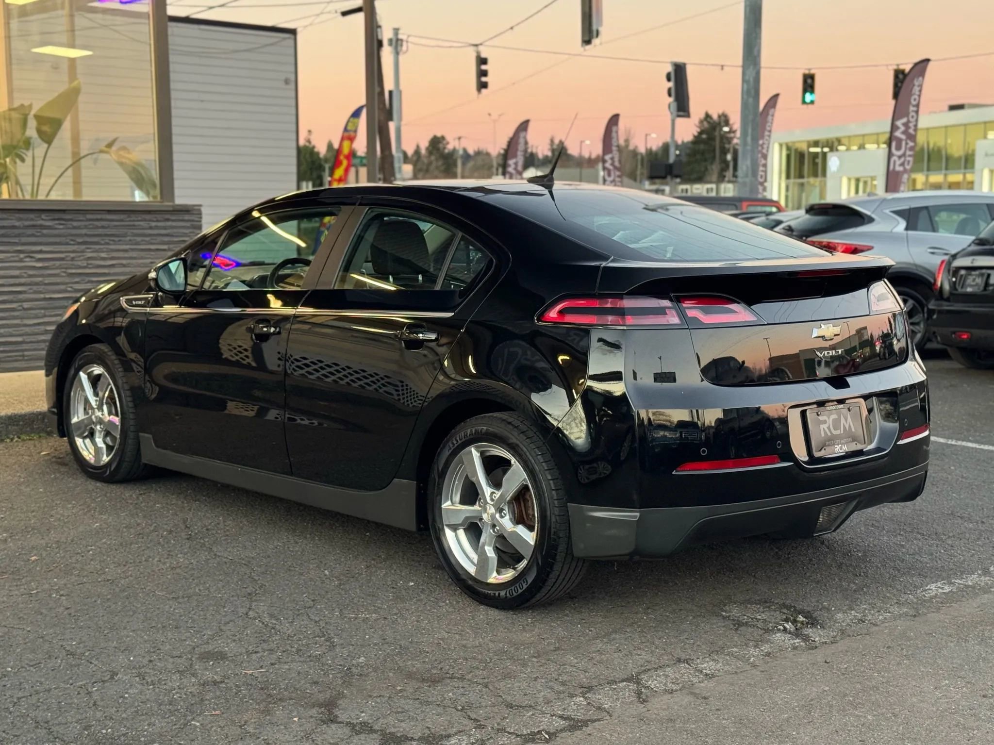 Used 2012 Chevrolet Volt Premium w/ Premium Trim Package image 7