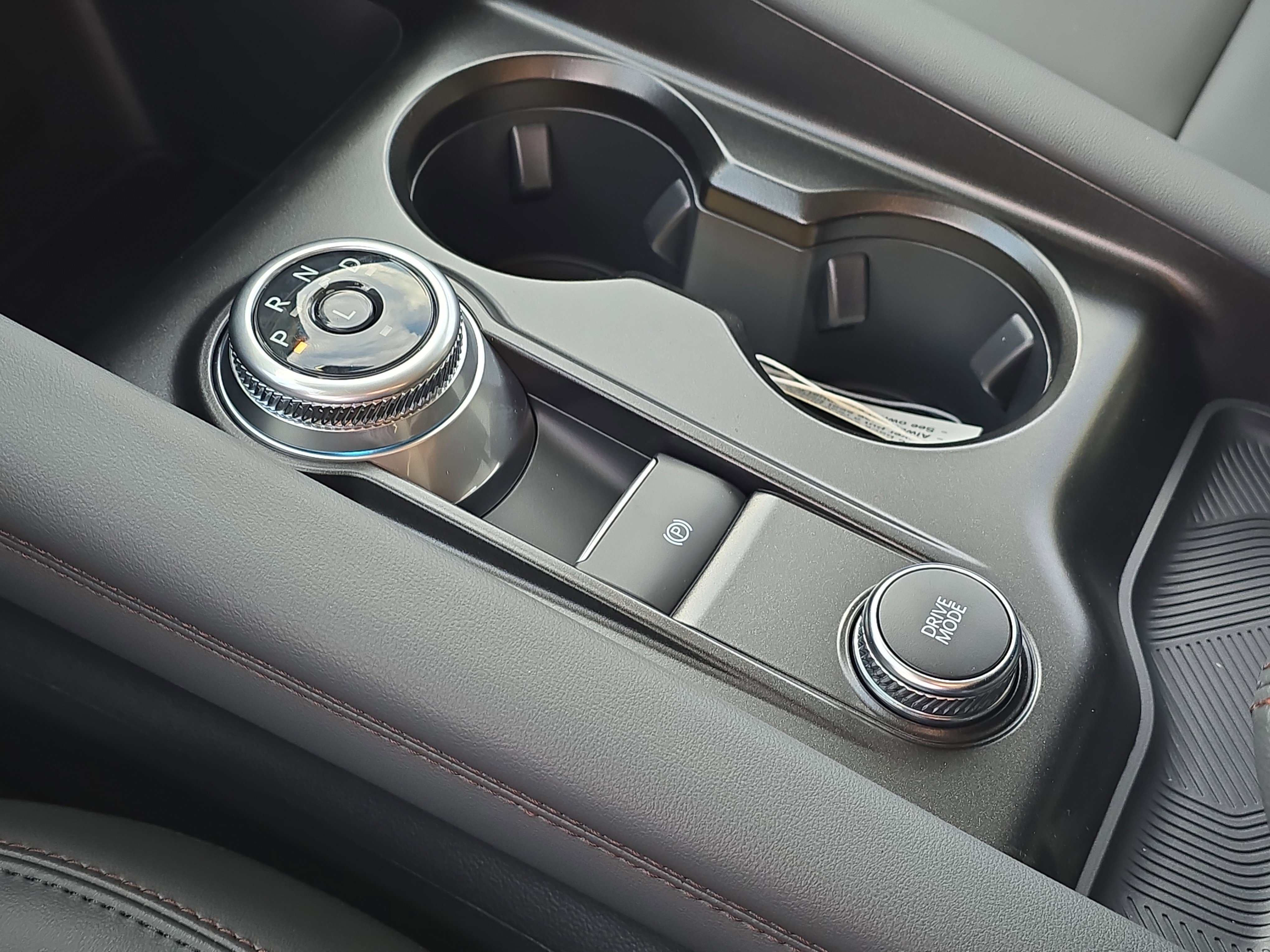 New 2026 Ford Explorer Active image 34