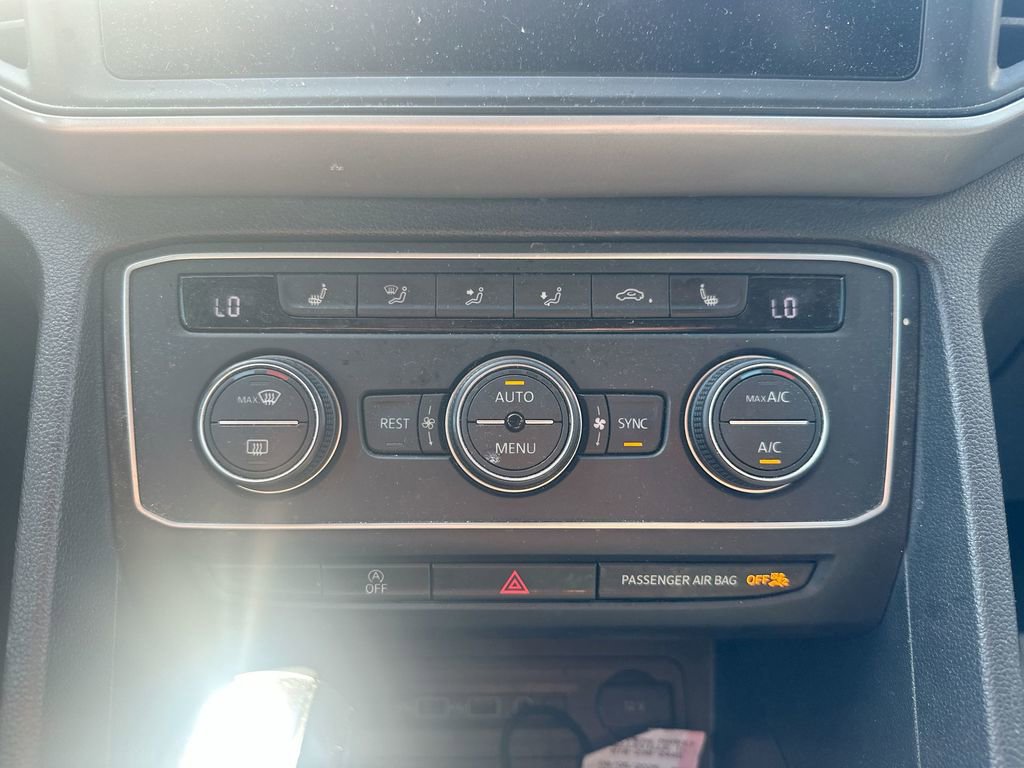 Used 2021 Volkswagen Atlas SE image 41