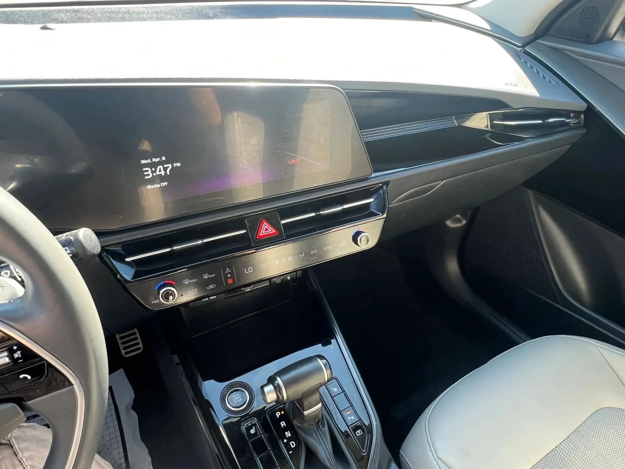 Used 2023 Kia Niro EX Touring FWD image 21