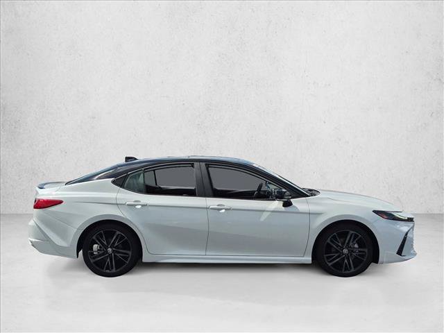Used 2025 Toyota Camry XSE FWD image 4