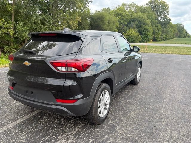 Used 2024 Chevrolet TrailBlazer LS w/ LS Convenience Package AWD/4WD image 12