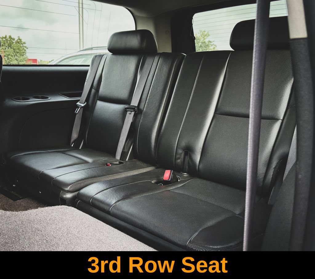 Used 2011 Chevrolet Suburban LTZ AWD/4WD image 23