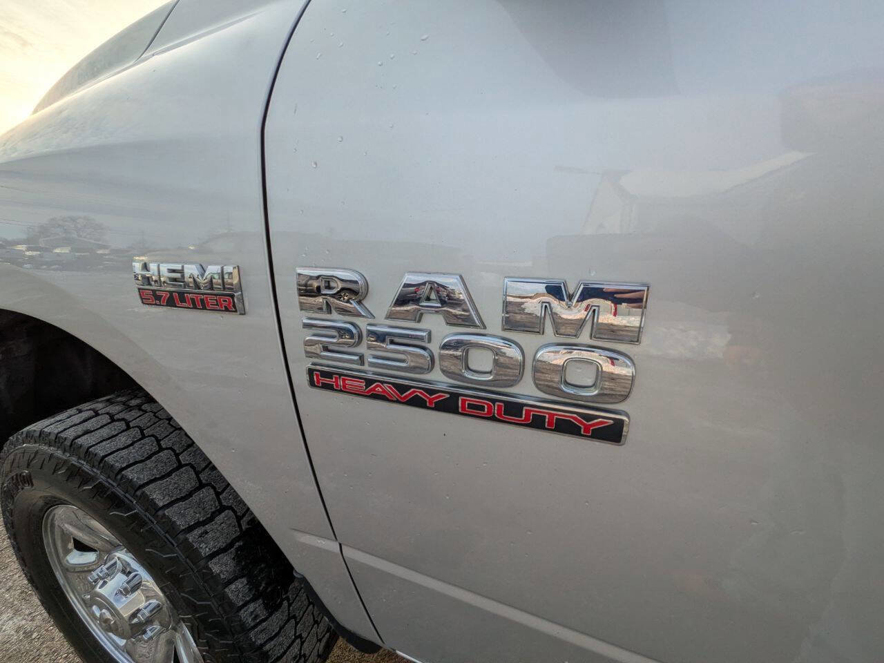 Used 2016 RAM 2500 SLT image 9