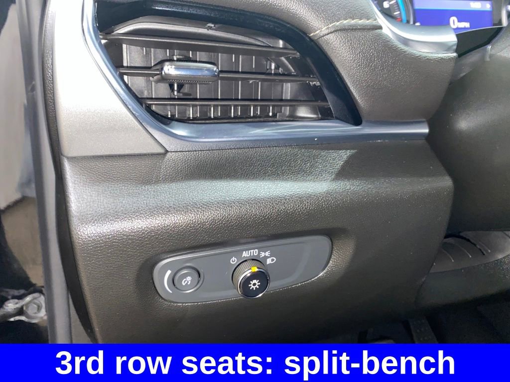 Used 2022 Chevrolet Traverse LT image 28