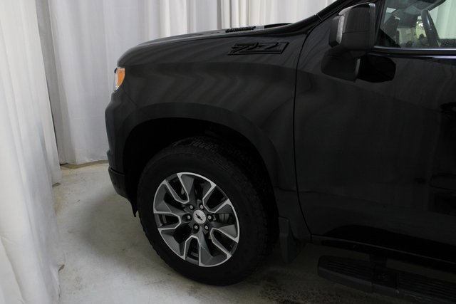 Used 2024 Chevrolet Silverado 1500 RST image 8