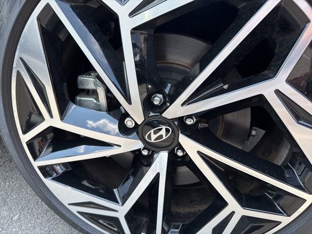 Used 2024 Hyundai Ioniq 6 Limited image 29