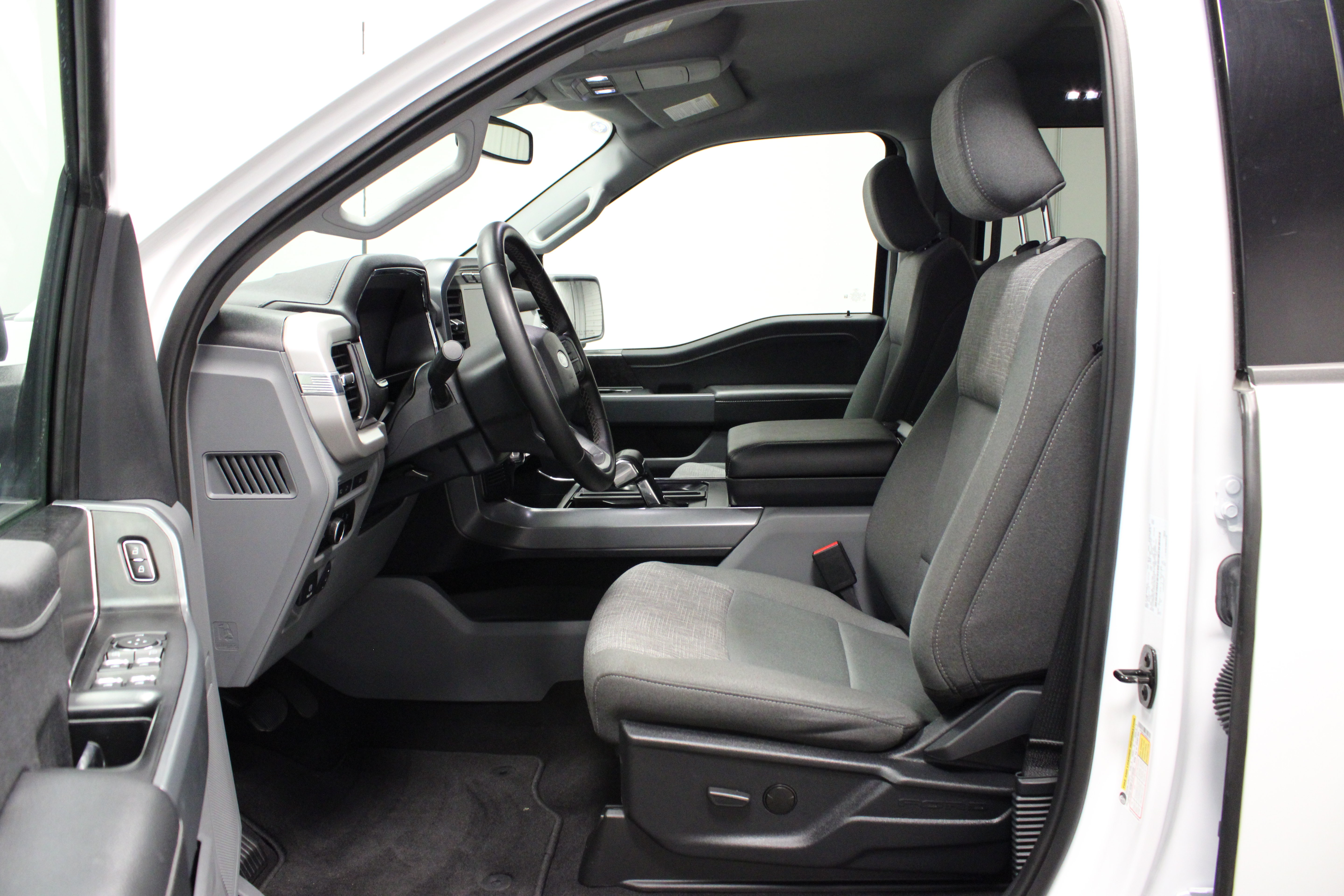 Used 2023 Ford F150 Lightning XLT w/ Tow Technology Package AWD/4WD image 19