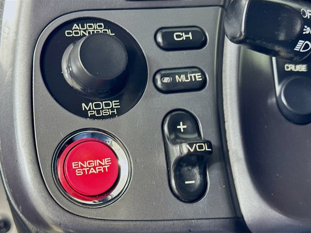 Used 2003 Honda S2000 image 11
