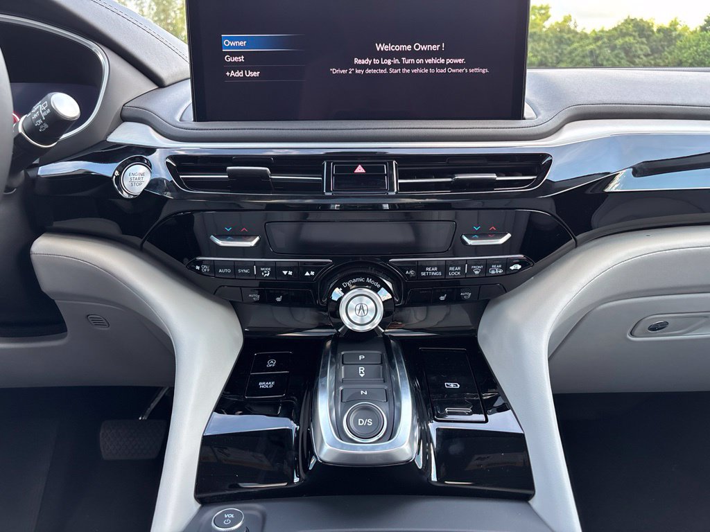 New 2026 Acura MDX w/ Technology Package FWD image 25
