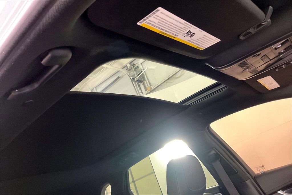 Used 2024 Cadillac XT5 Premium Luxury image 22