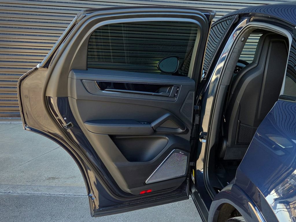 Certified 2026 Porsche Cayenne GTS image 16