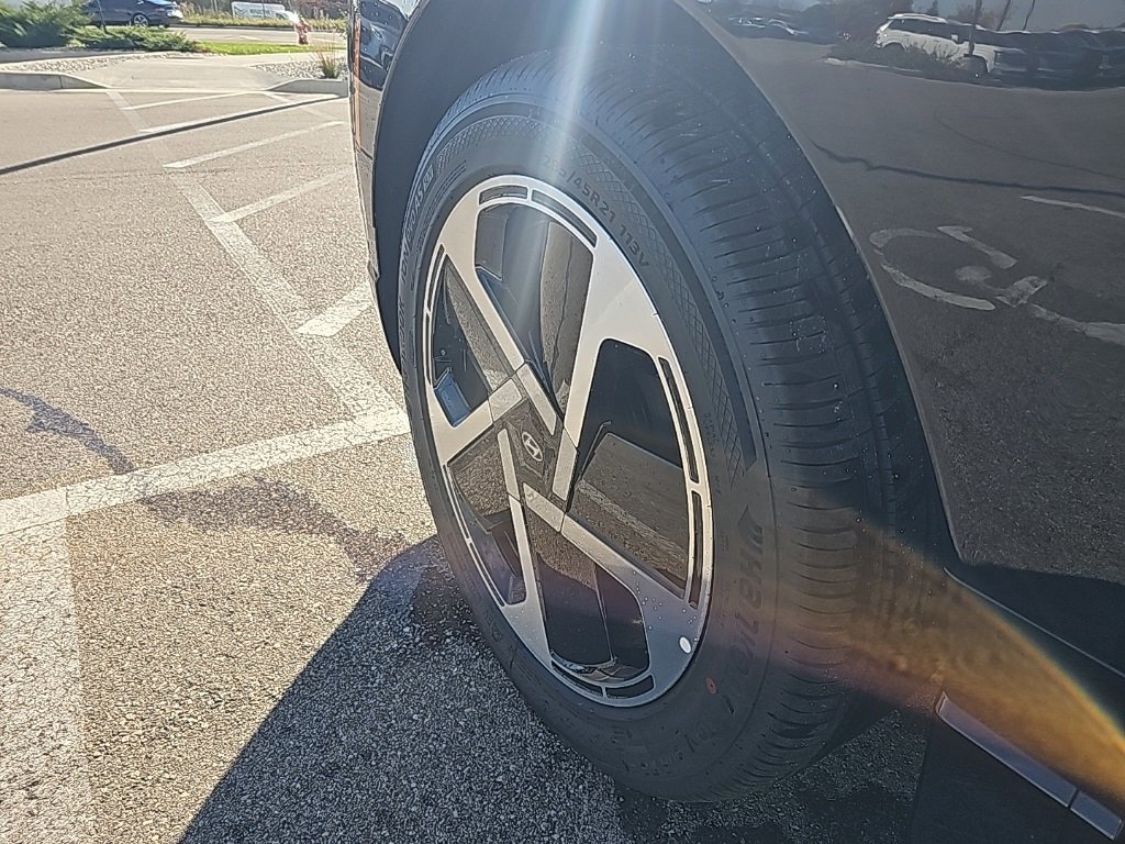 New 2026 Hyundai Ioniq 9 Limited image 57