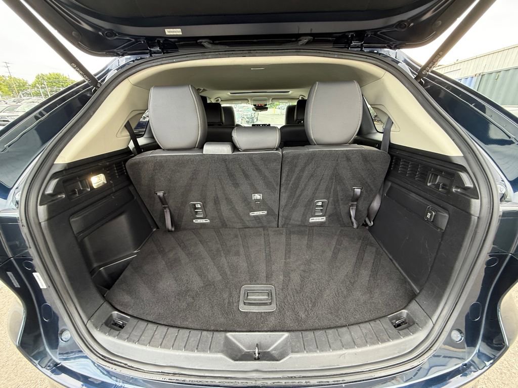 Used 2024 MAZDA CX-90 3.3 Turbo w/ Preferred Plus AWD/4WD image 27
