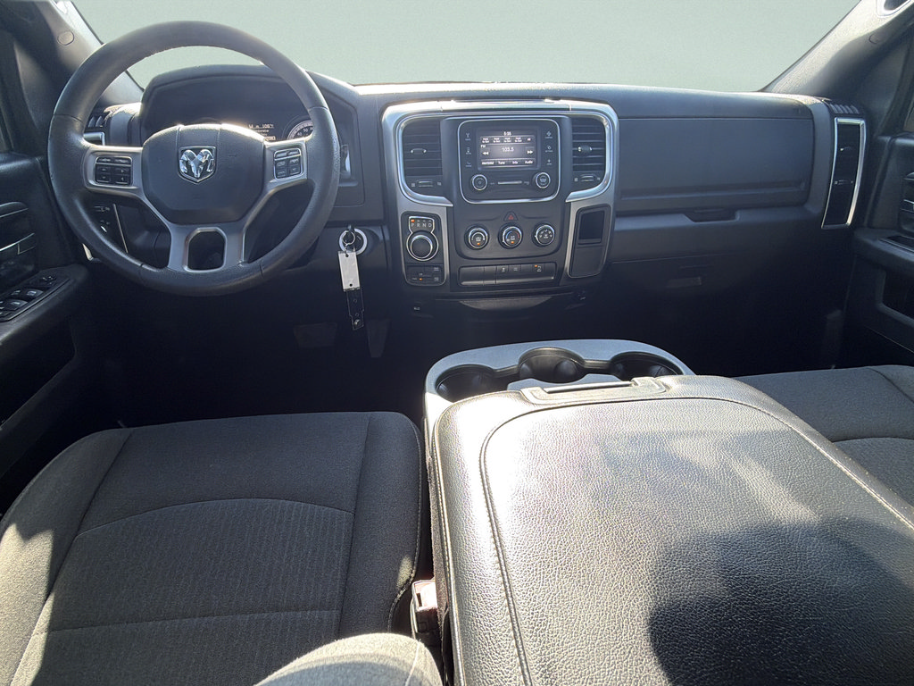 Used 2022 RAM 1500 Warlock AWD/4WD image 17