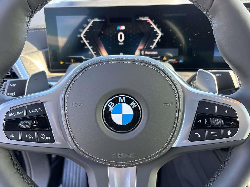 New 2026 BMW X6 xDrive40i w/ Executive Package image 16