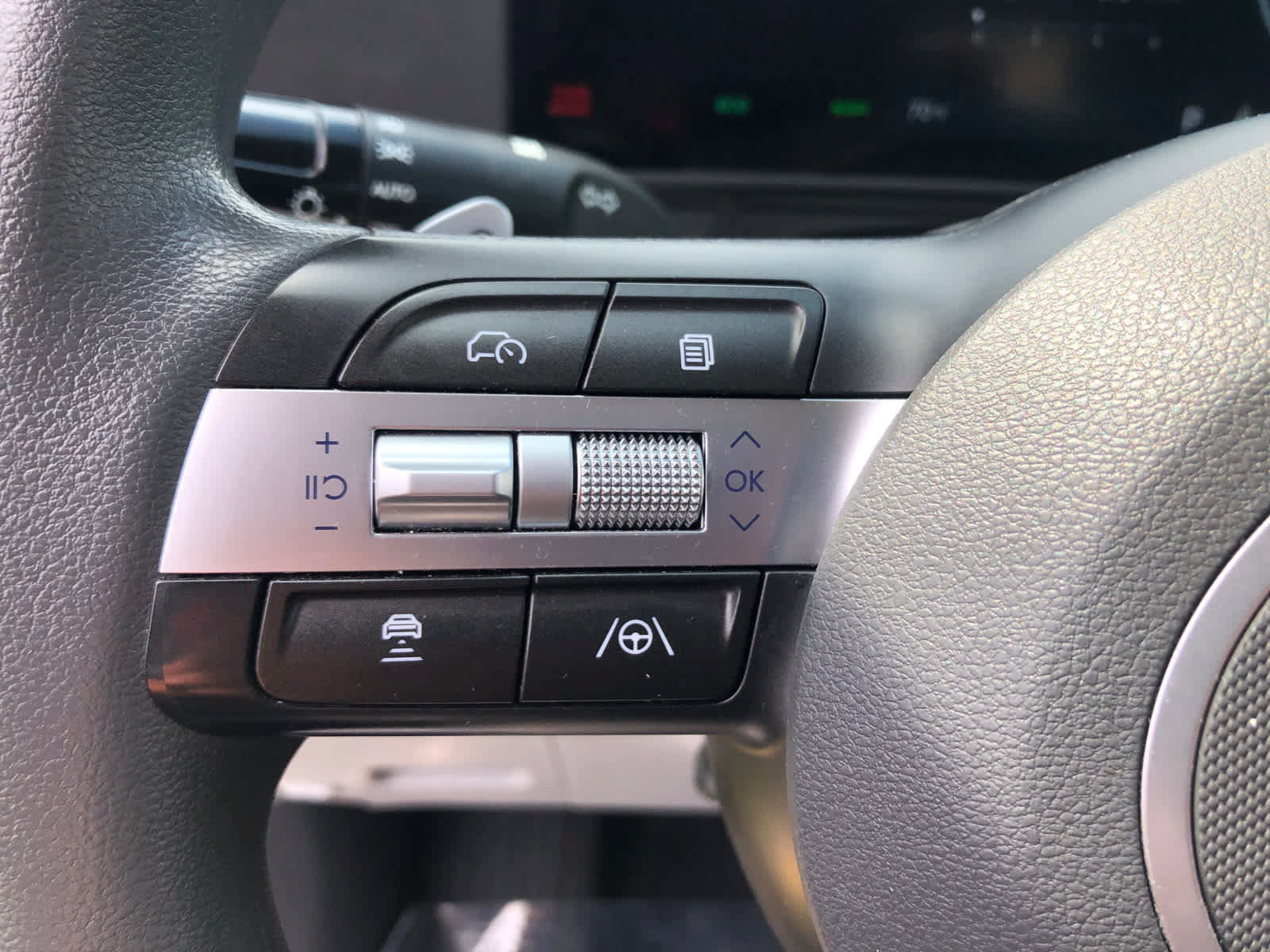 Certified 2024 Hyundai Kona SE FWD image 7