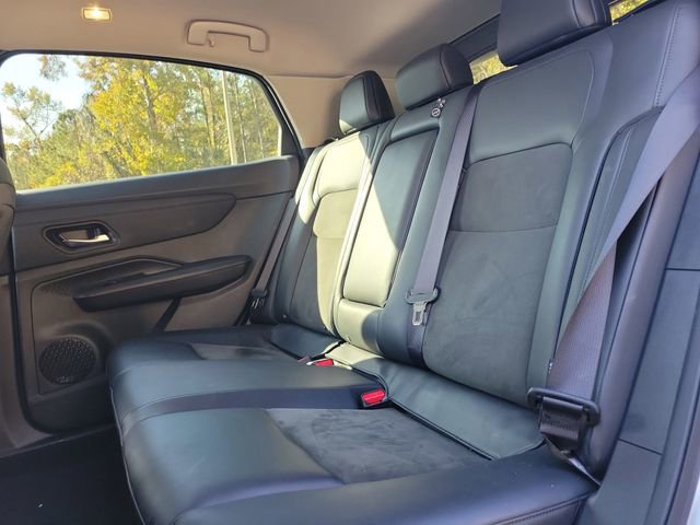 Certified 2024 Nissan Ariya AWD image 11