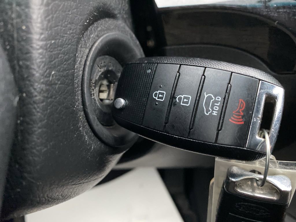 Used 2015 Kia Sorento LX image 27