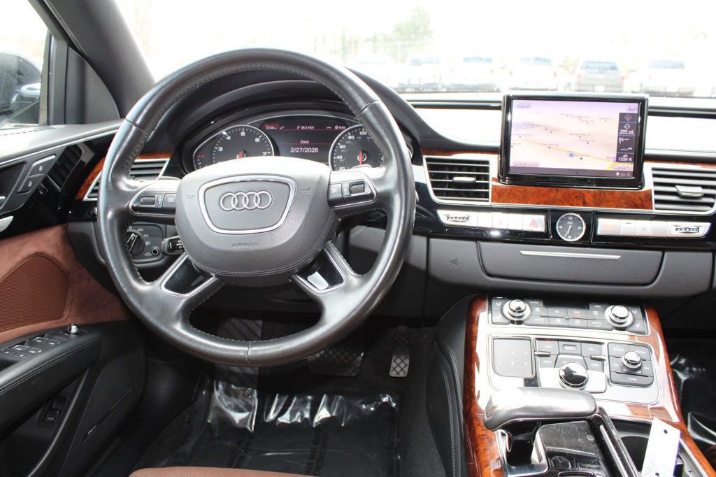 Used 2012 Audi A8 L 4.2 image 12