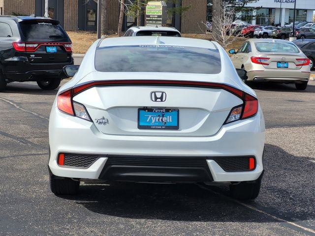 Used 2017 Honda Civic Touring image 6