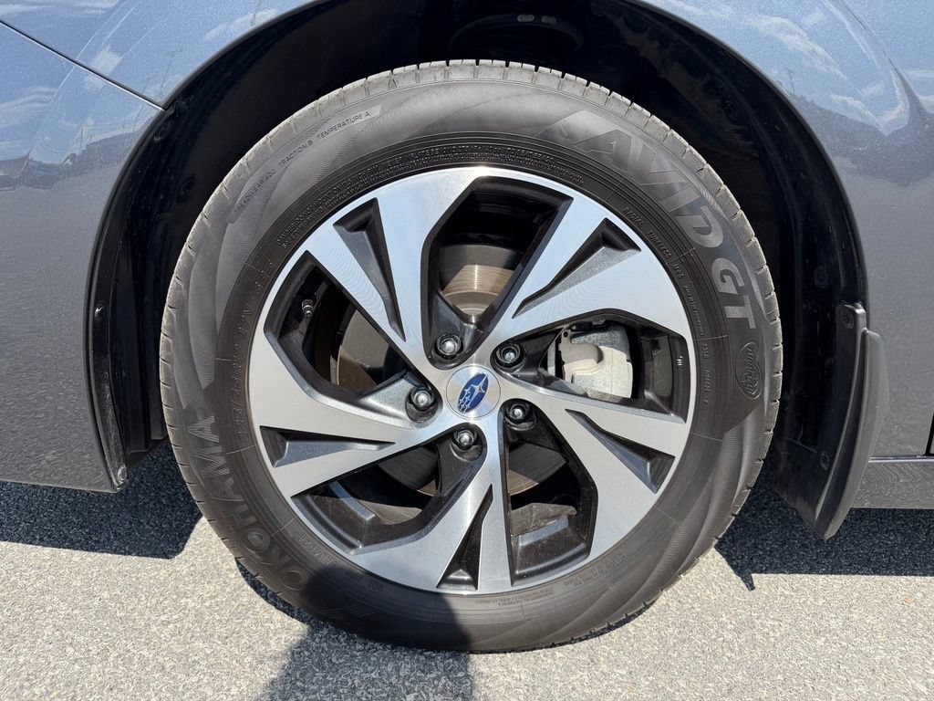 Used 2025 Subaru Legacy Premium AWD/4WD image 9