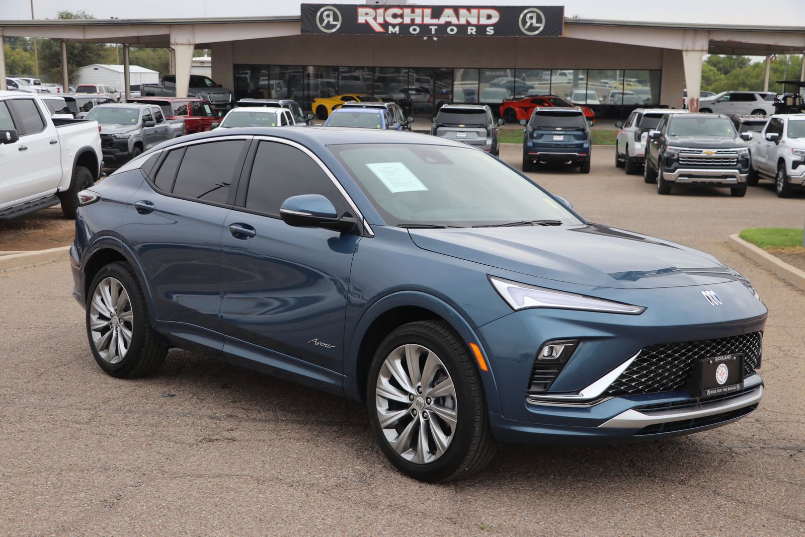 Used 2025 Buick Envista Avenir