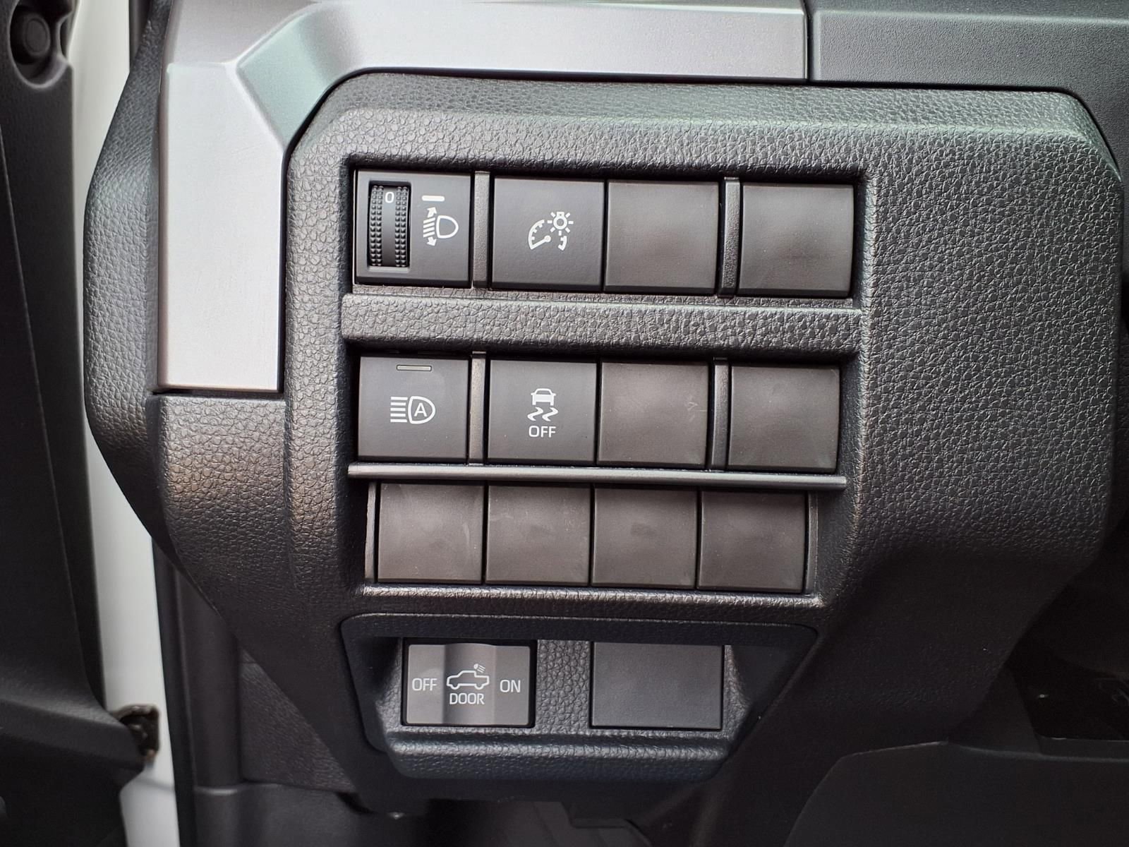 Certified 2025 Toyota Tacoma SR5 w/ SR5 Upgrade Package image 22