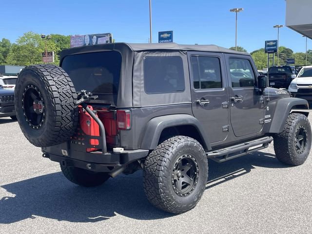 Used 2017 Jeep Wrangler Unlimited Sport w/ Max Tow Package AWD/4WD image 3