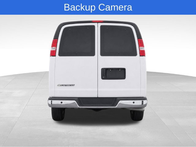 Used 2025 Chevrolet Express 3500 LT w/ LT Preferred Equipment Group RWD image 7