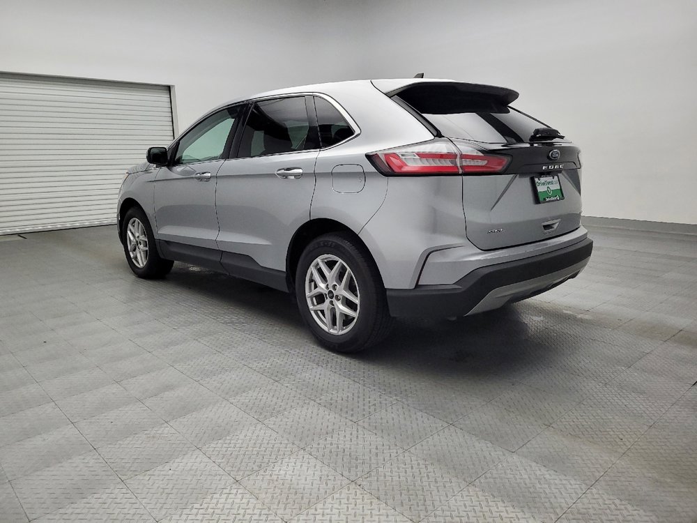 Used 2023 Ford Edge SEL image 5