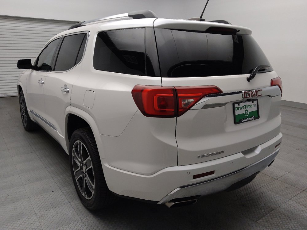 Used 2018 GMC Acadia Denali w/ Technology Package FWD image 5