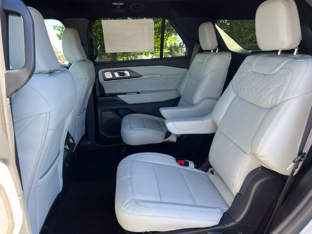 New 2027 Ford Explorer Platinum w/ LUX Leather Package AWD/4WD image 5