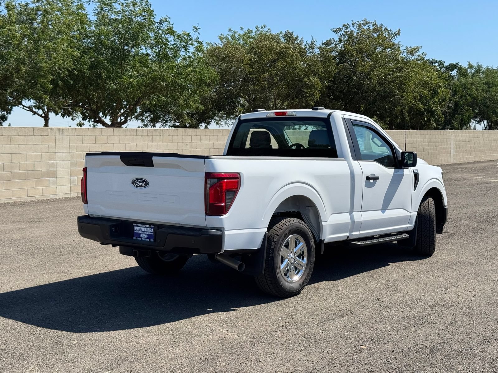 Used 2024 Ford F150 XL RWD image 3