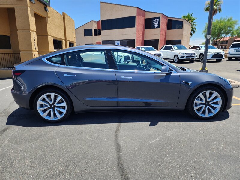 Used 2018 Tesla Model 3 Long Range RWD image 2
