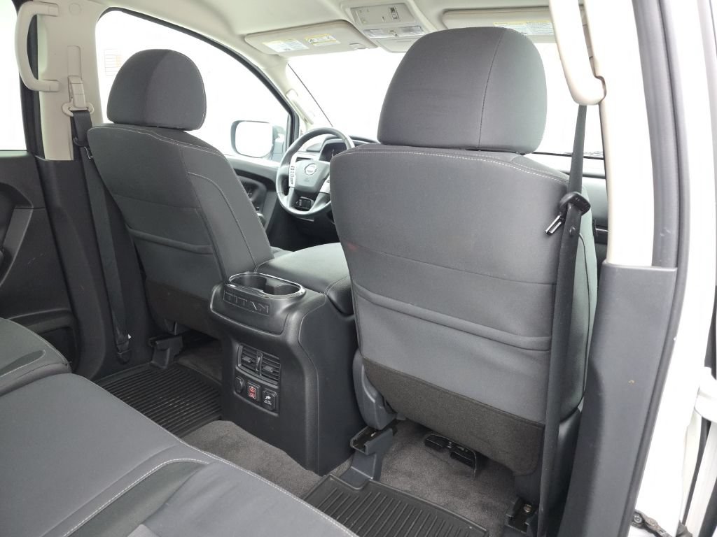 Used 2021 Nissan Titan SV w/ SV Convenience Package AWD/4WD image 47
