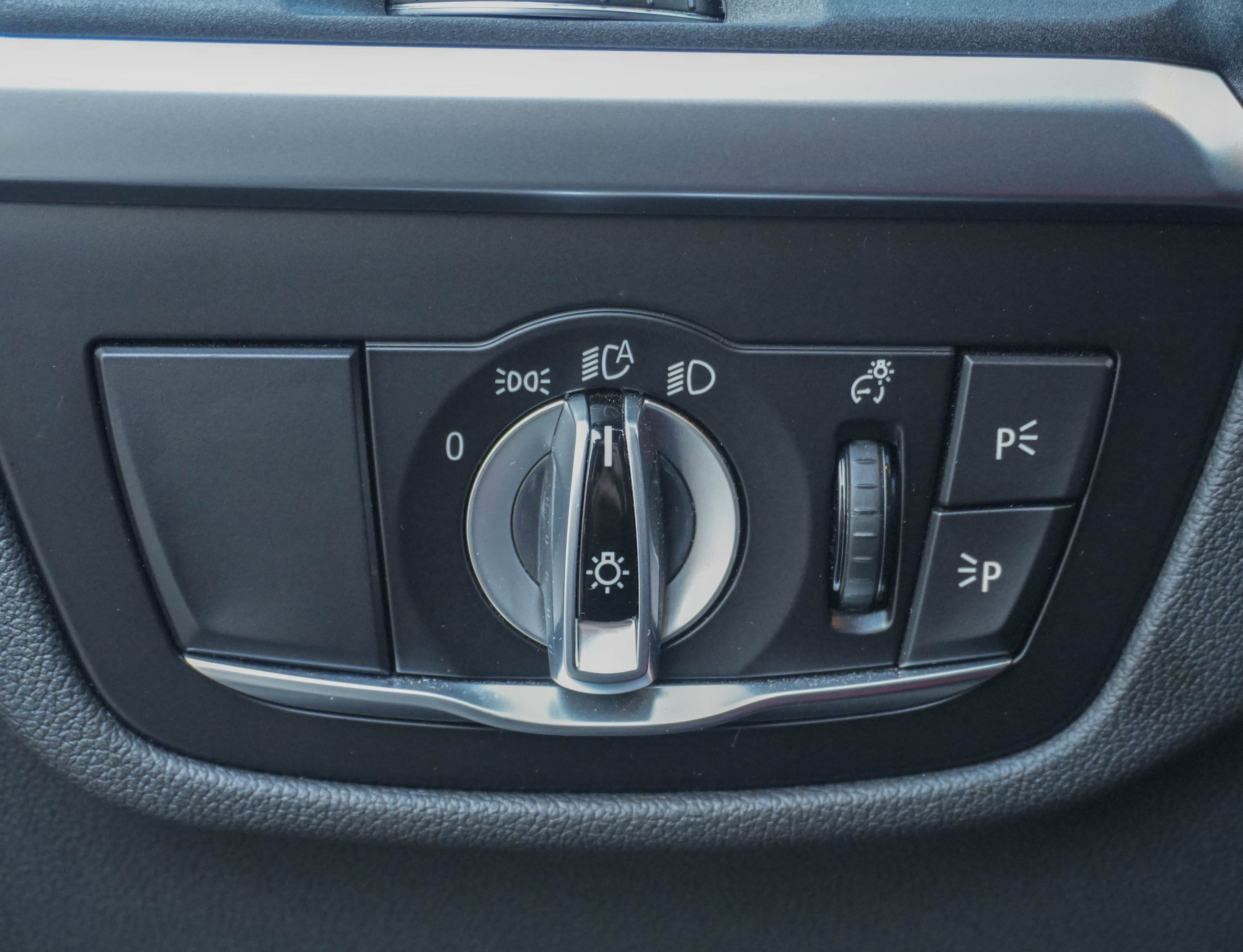 Used 2023 BMW X4 M w/ Competition Package image 17