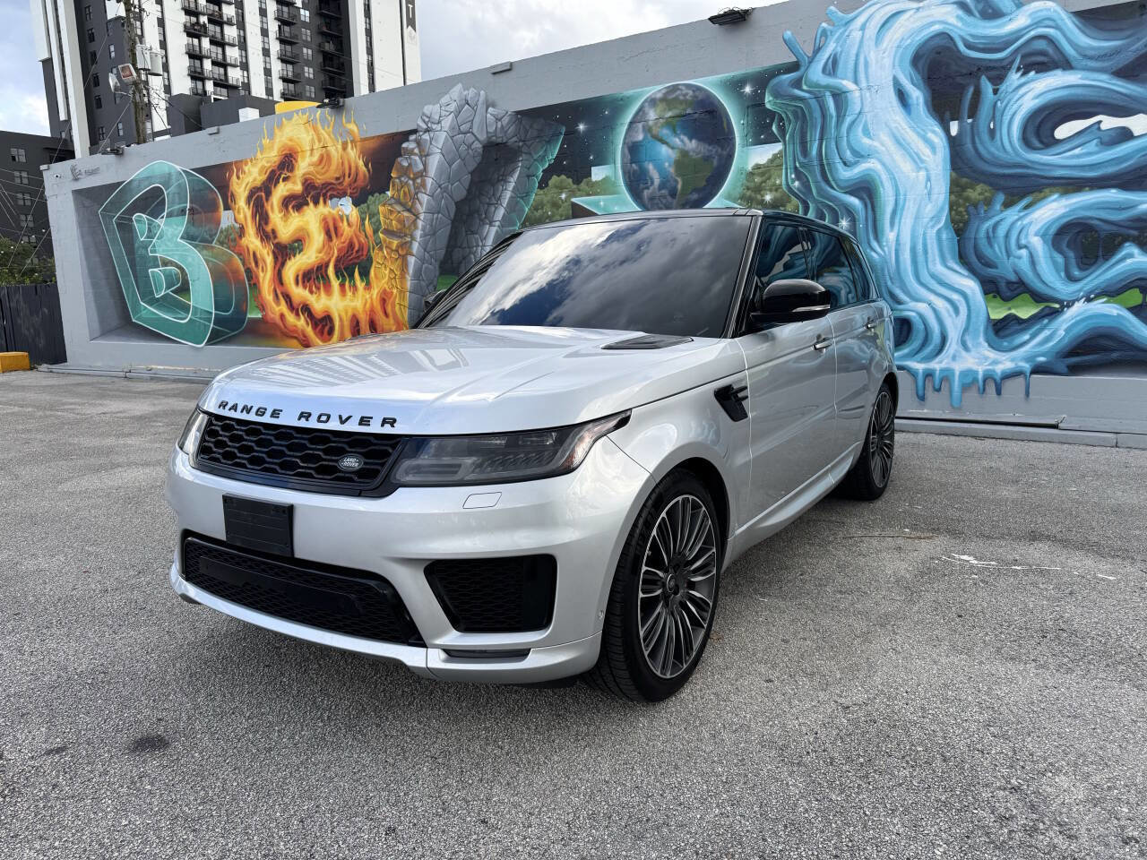 Used 2019 Land Rover Range Rover Sport HSE Dynamic AWD/4WD image 1