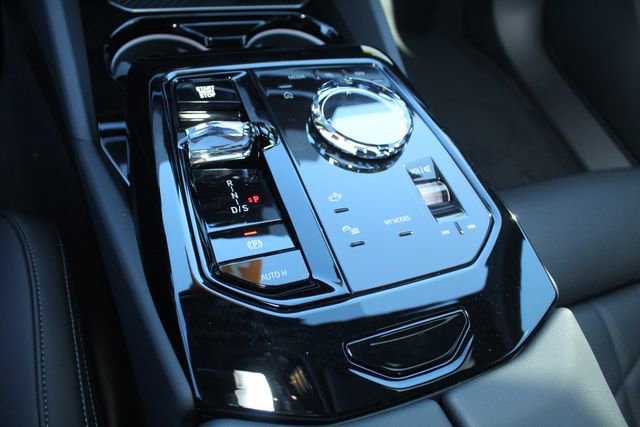 New 2026 BMW 530i xDrive w/ Executive Package image 14