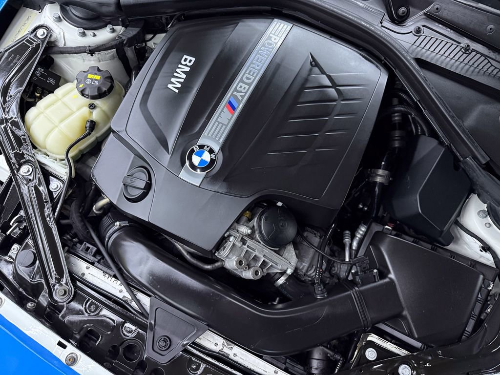 Used 2017 BMW M2 RWD image 26