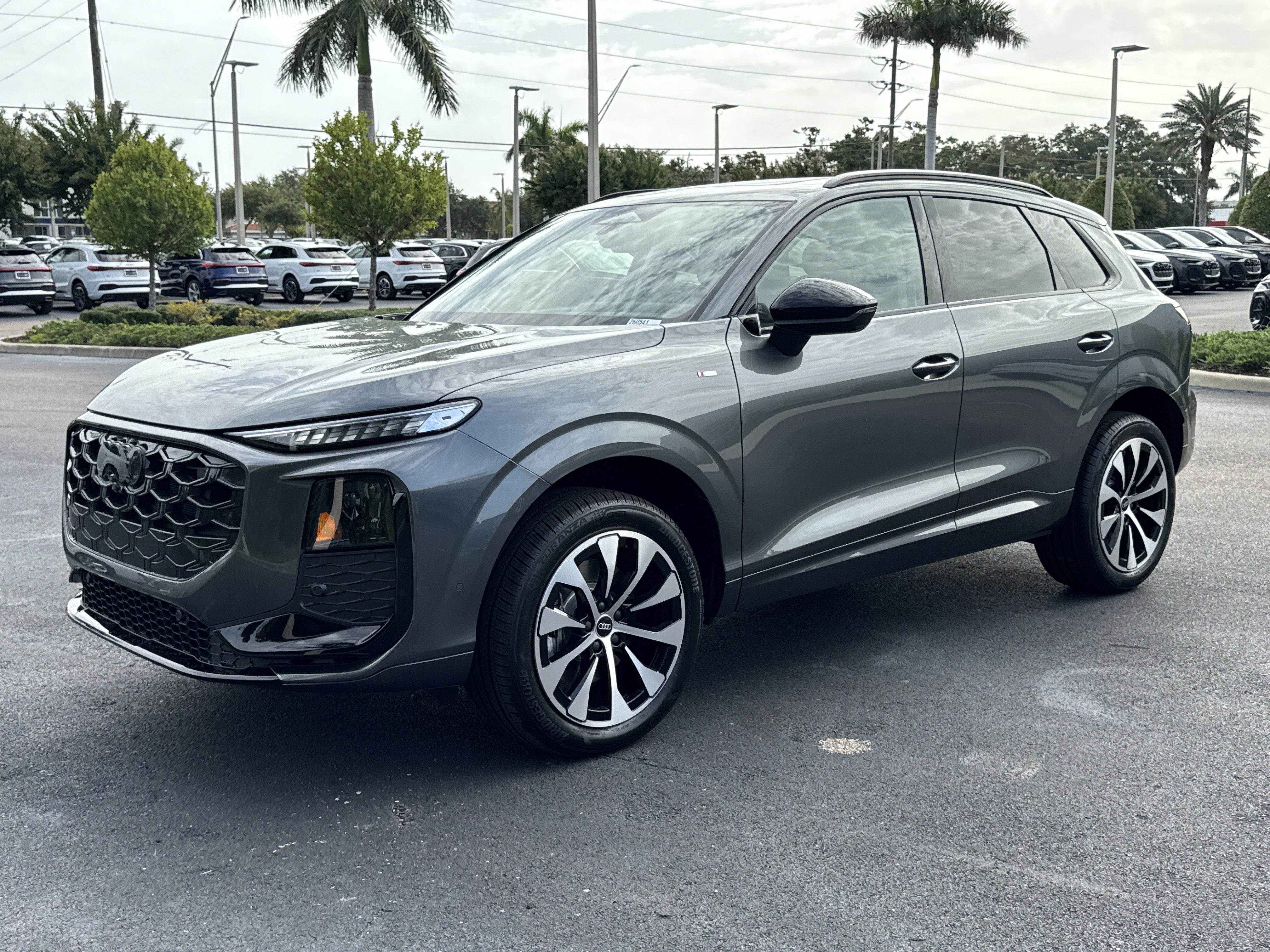New 2026 Audi Q3 quattro 2.0T AWD/4WD image 6