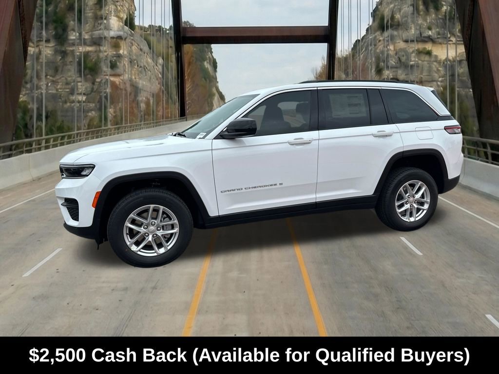 New 2026 Jeep Grand Cherokee Laredo RWD image 4