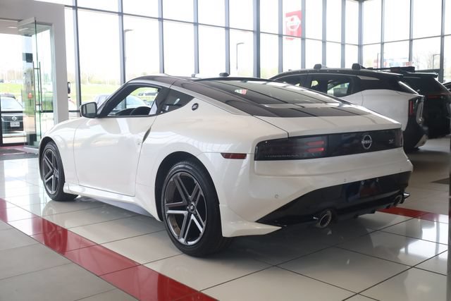 New 2026 Nissan Z Sport w/ Floor Mat Package RWD image 6