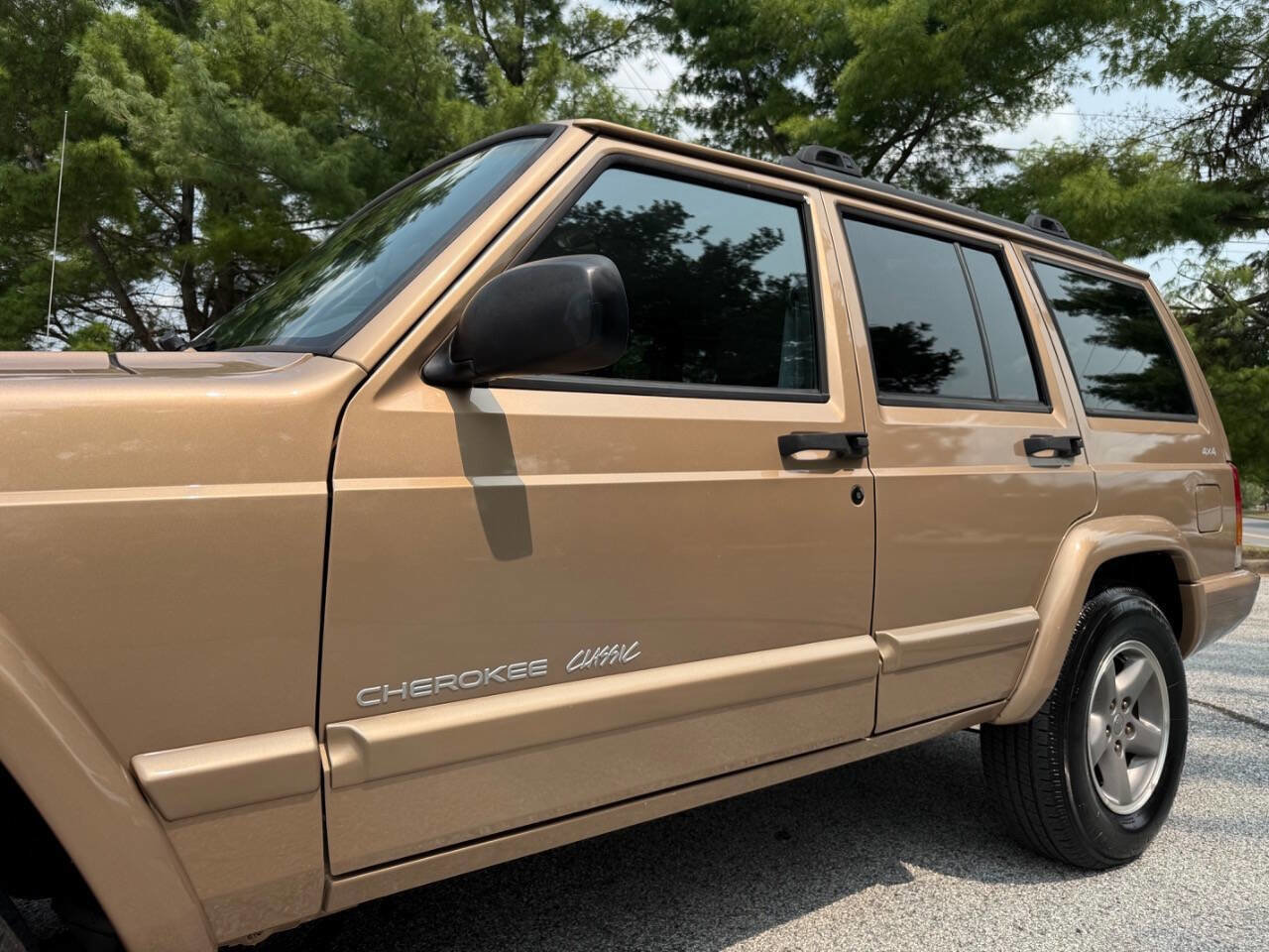 Used 1999 Jeep Cherokee Classic image 13