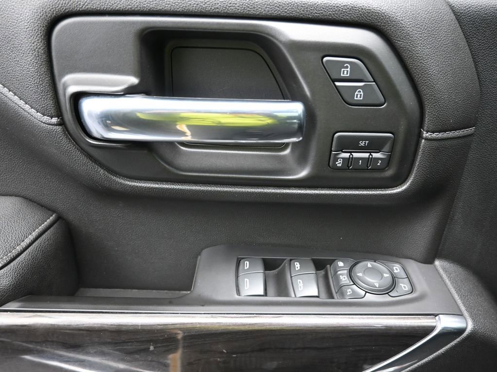 Used 2020 Chevrolet Silverado 2500 LTZ w/ LTZ Plus Package image 16