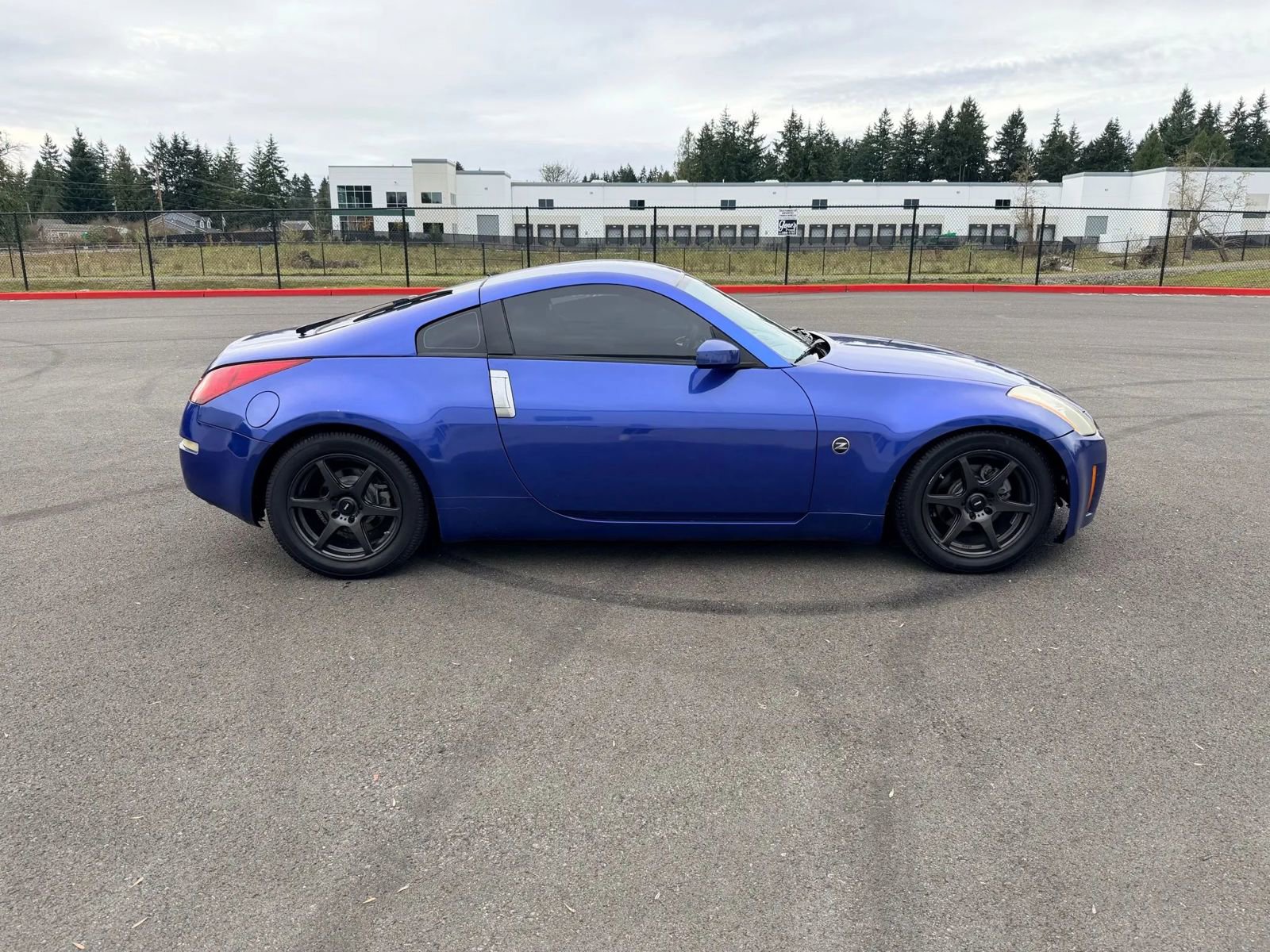 Used 2005 Nissan 350Z Enthusiast RWD image 6