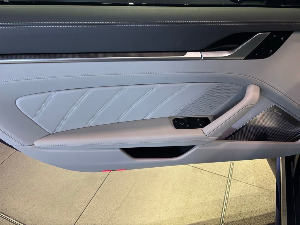 Certified 2025 Porsche 911 Turbo S image 7