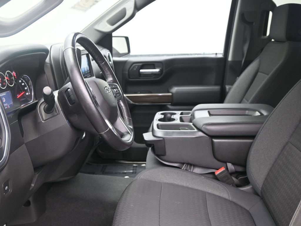 Used 2020 Chevrolet Silverado 1500 RST image 12