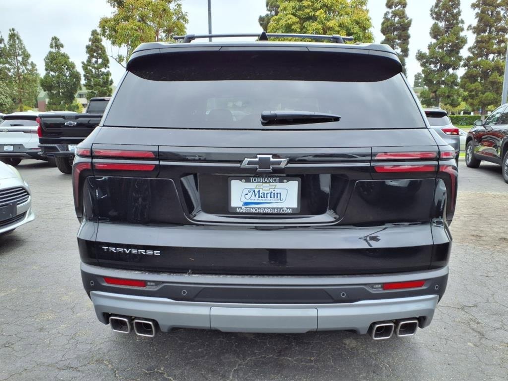 New 2025 Chevrolet Traverse LT w/ Enhanced Driving Package image 6
